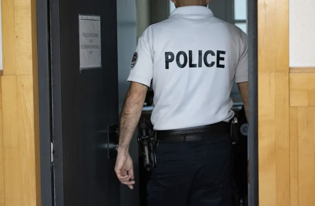 Puy-de-Dôme : mandat d'arrêt contre le père incestueux, condamné à trois ans ferme